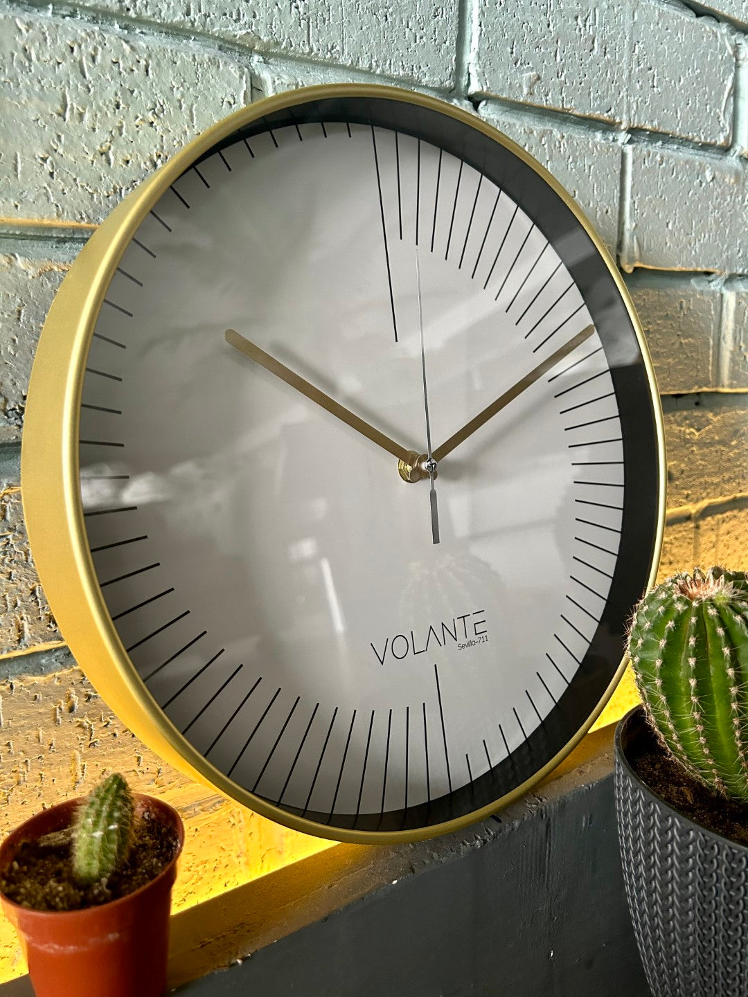 VOLANTE BRILLIANT Series Modern Wall Clocks 30 cm Ø Real Glass 