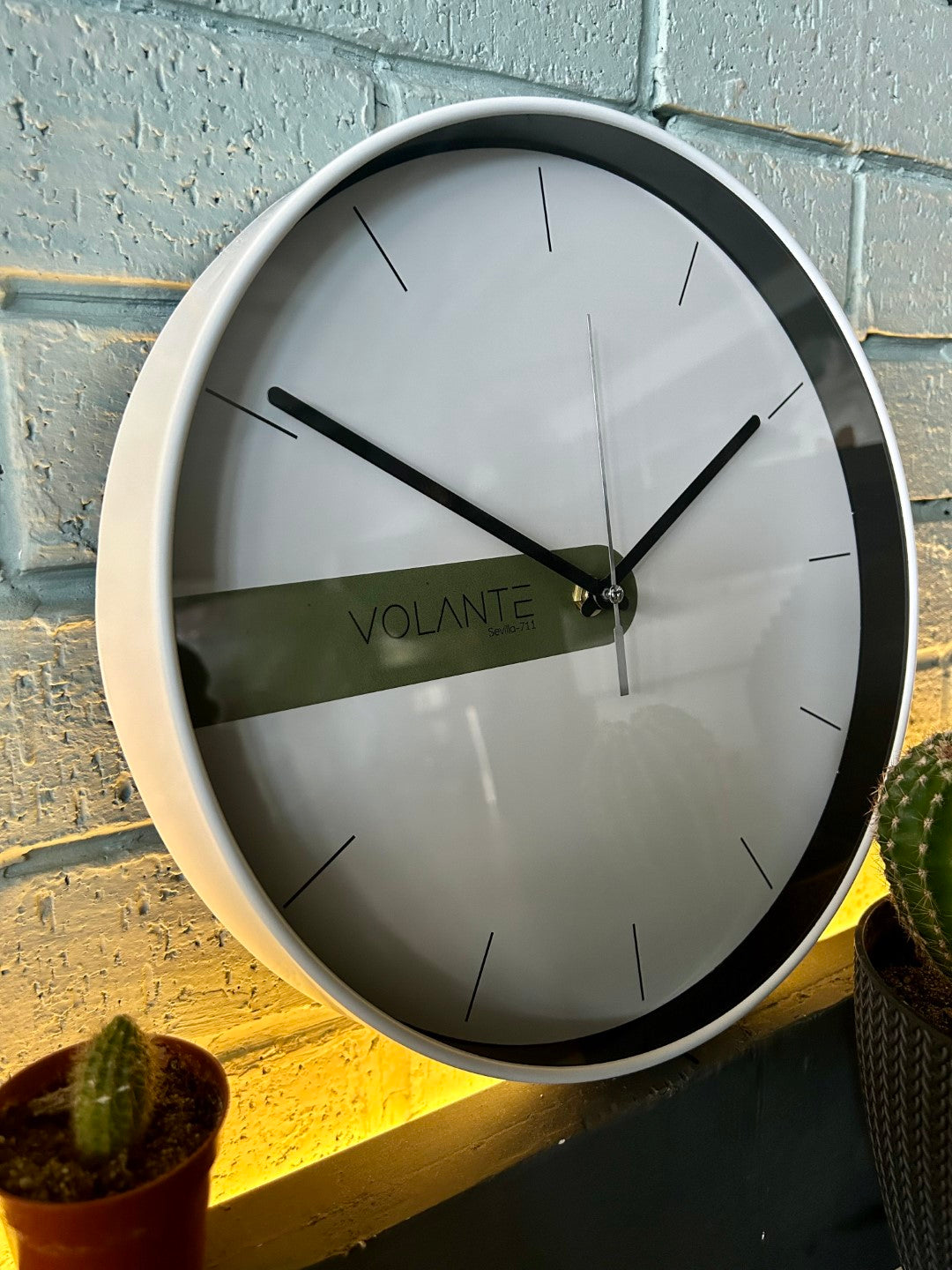 VOLANTE DE LUX Series Modern Wall Clocks 30 cm Ø Real Glass 